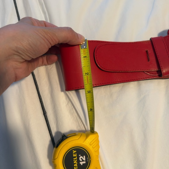 3 Wide waist leather belts - Picture 11 of 11